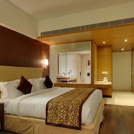 Hotel Platinum Rajkot Bilik gambar